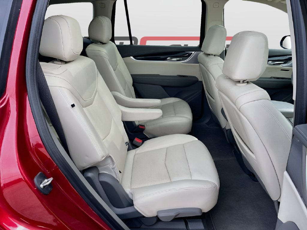 2023 Cadillac XT6 photo 30 of 37