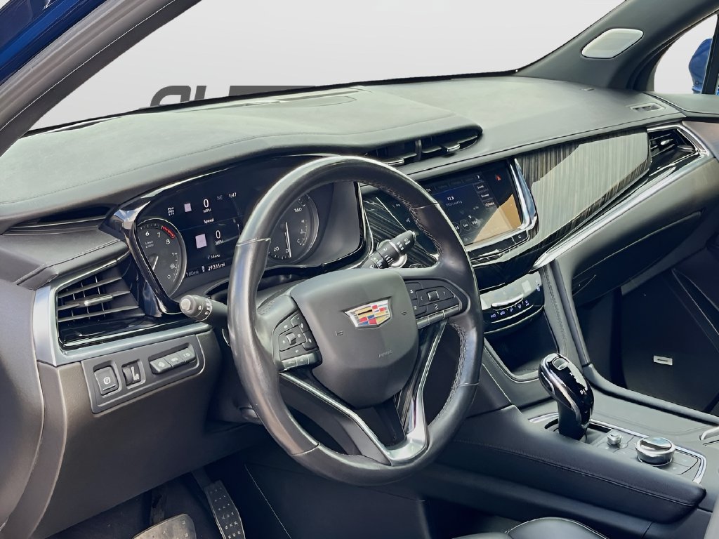 2023 Cadillac XT6 photo 9 of 36