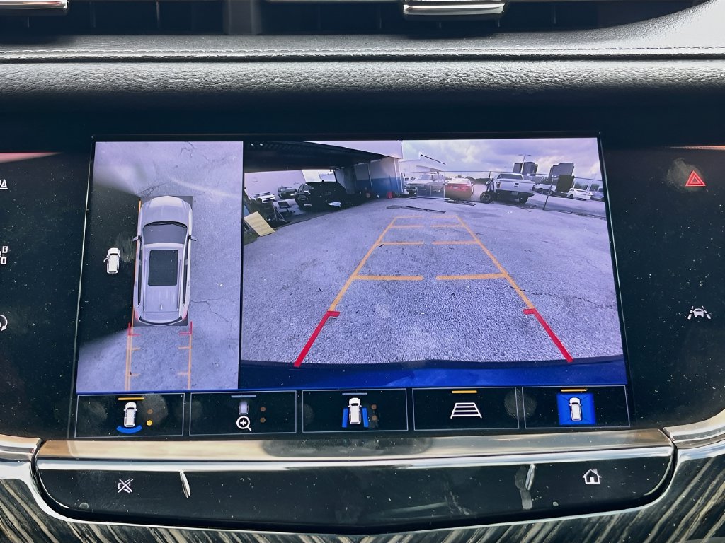 2023 Cadillac XT6 photo 14 of 36