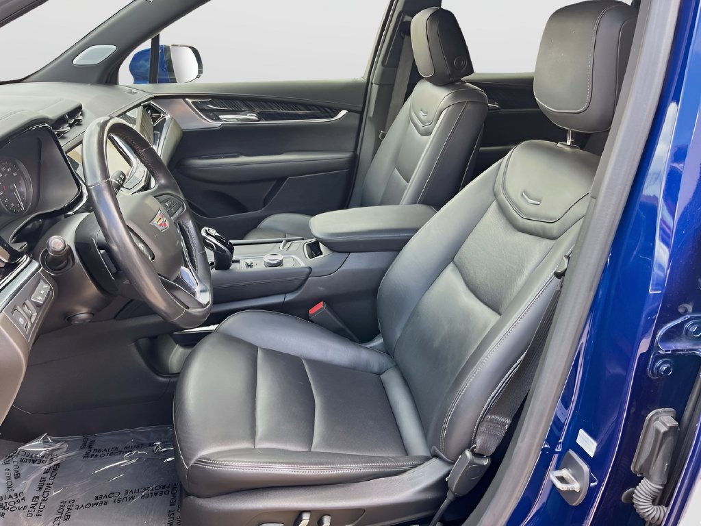 2023 Cadillac XT6 photo 22 of 36