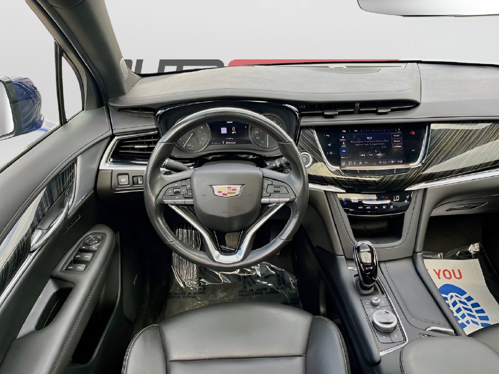 2023 Cadillac XT6 photo 24 of 36