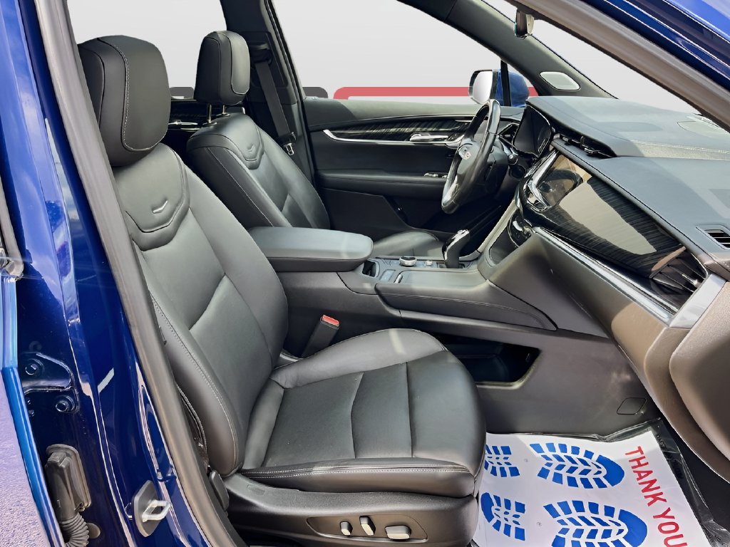 2023 Cadillac XT6 photo 31 of 36