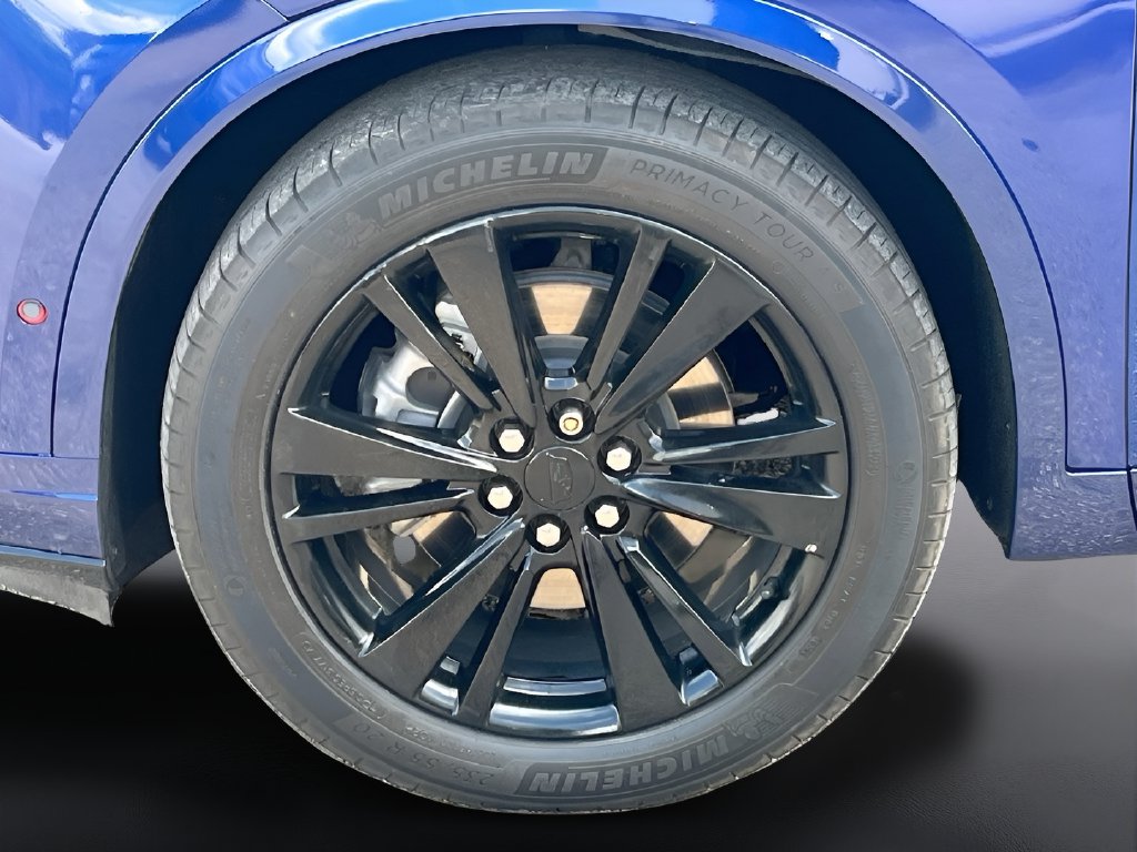 2023 Cadillac XT6 photo 34 of 36