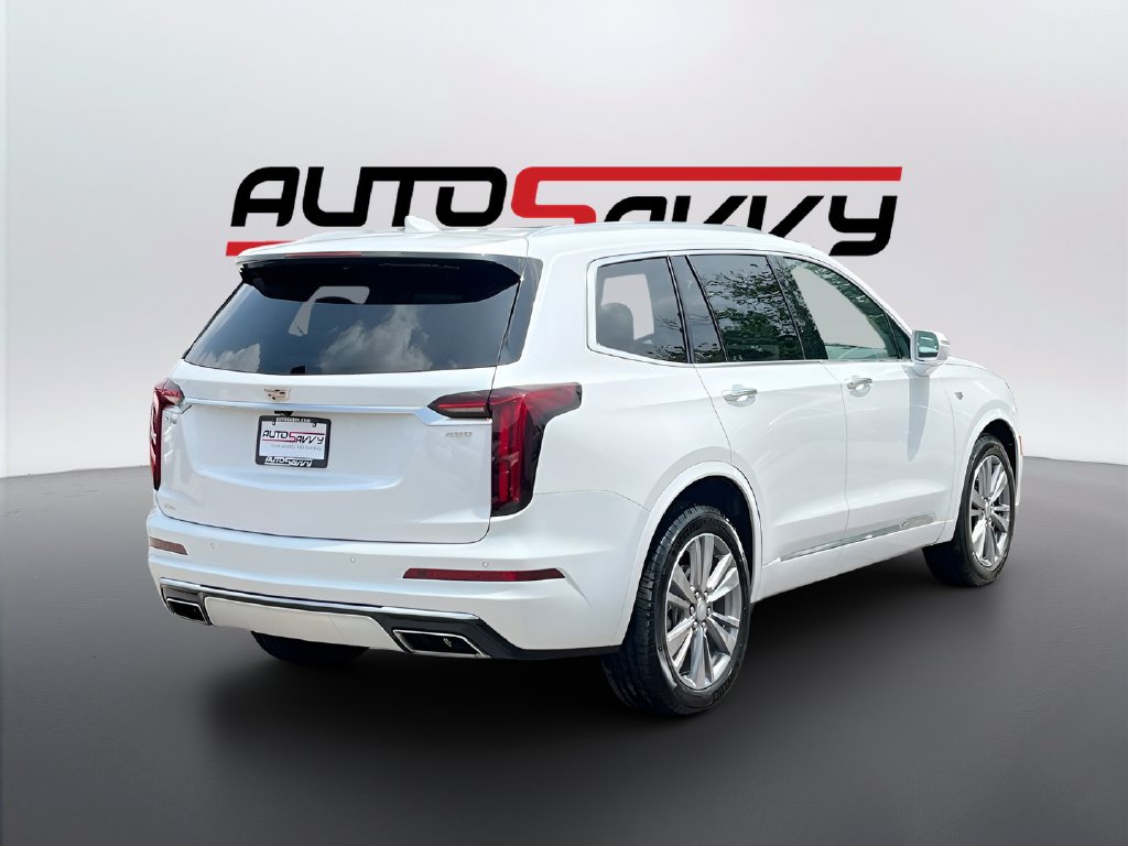 2024 Cadillac XT6 photo 7 of 35