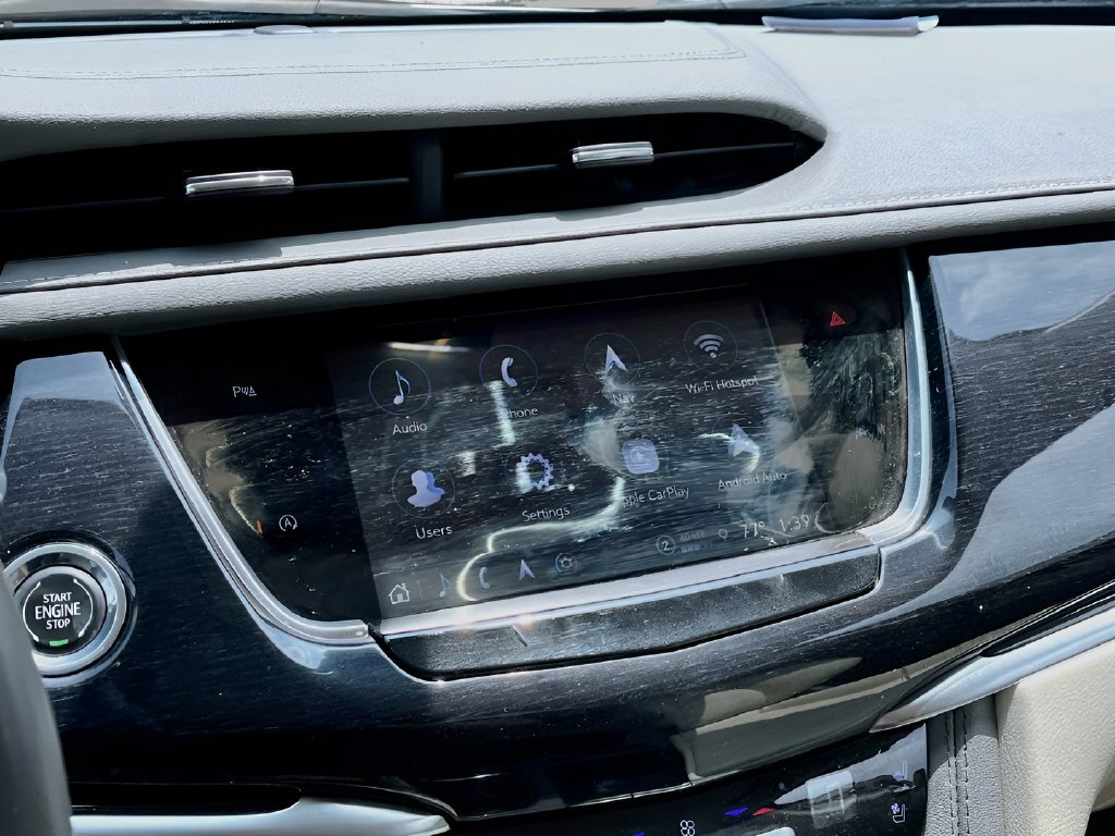 2024 Cadillac XT6 photo 15 of 35