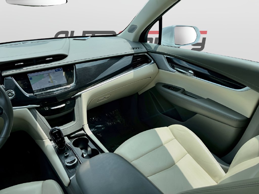 2024 Cadillac XT6 photo 25 of 35