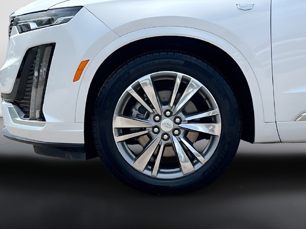 2024 Cadillac XT6 photo 34 of 35