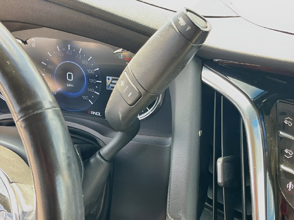 2019 Cadillac Escalade photo 17 of 37