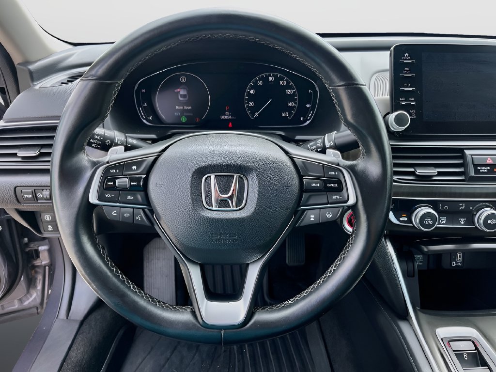 2018 Honda Accord photo 11 of 33