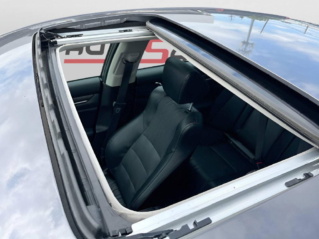 2018 Honda Accord photo 21 of 33
