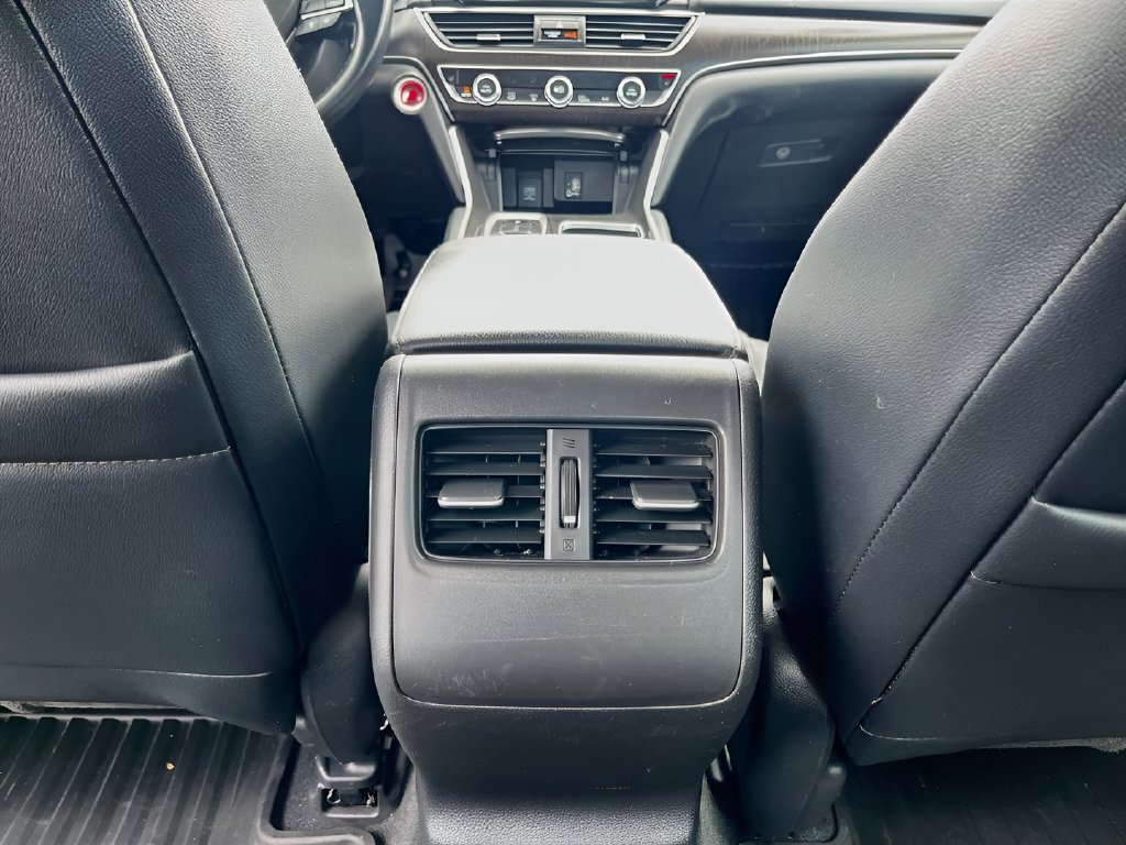 2018 Honda Accord photo 25 of 33
