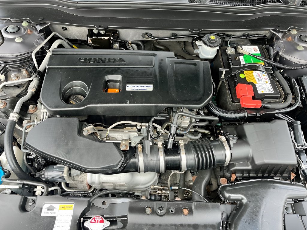 2018 Honda Accord photo 30 of 33
