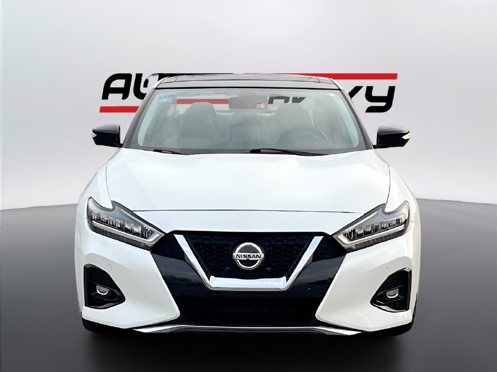 2022 Nissan Maxima photo 2 of 35
