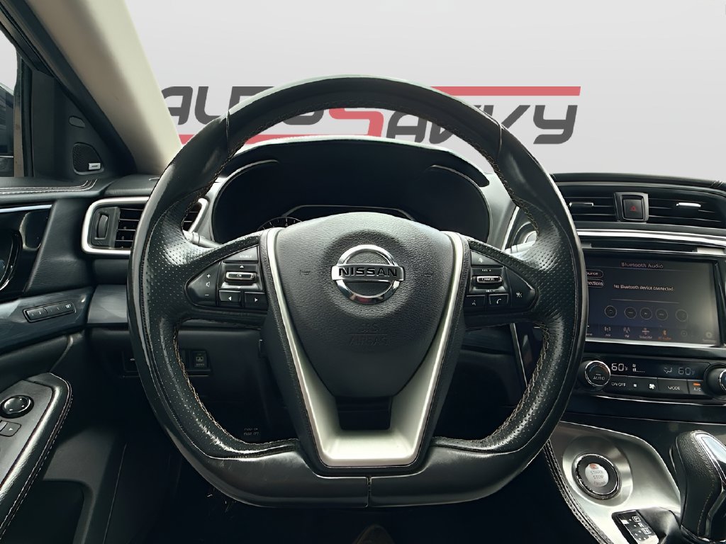 2022 Nissan Maxima photo 11 of 34