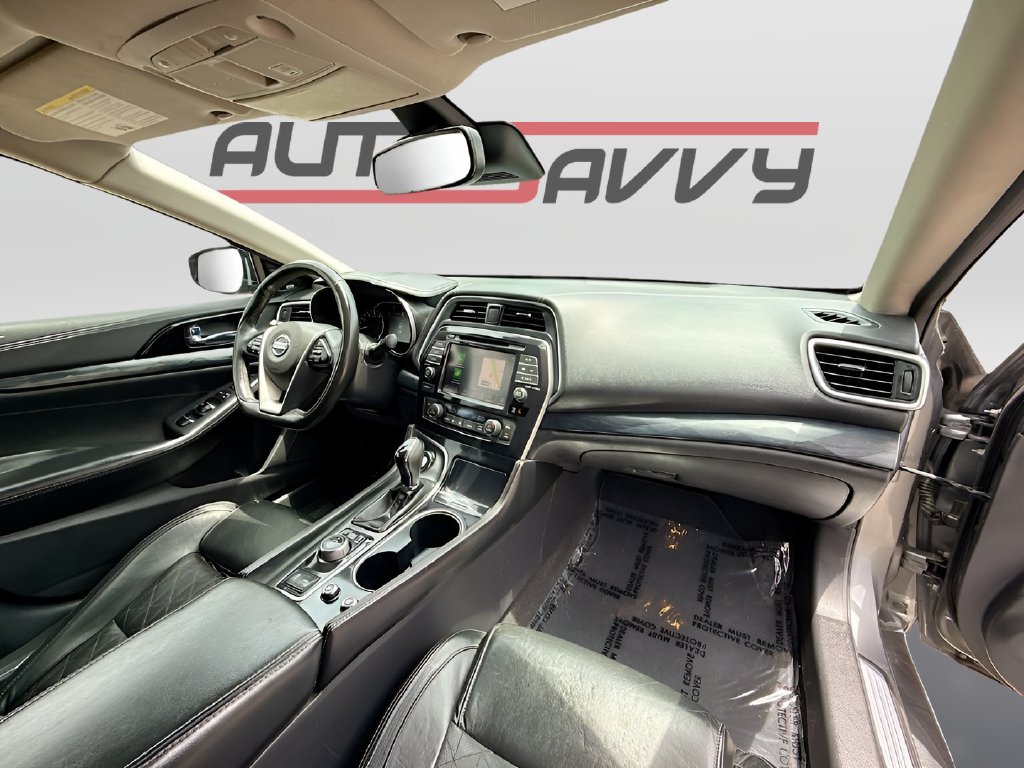 2022 Nissan Maxima photo 31 of 34