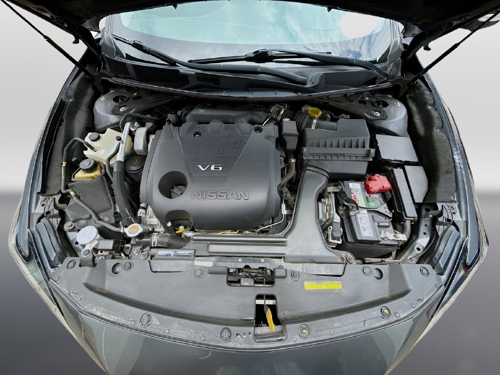 2022 Nissan Maxima photo 32 of 34