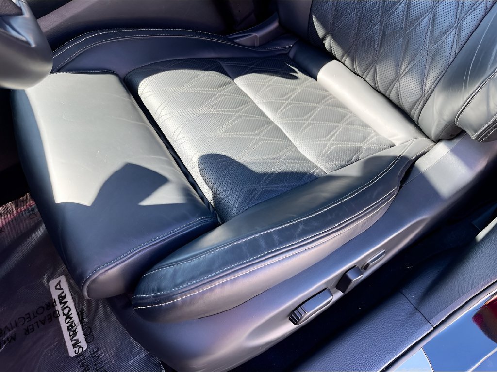 2023 Nissan Maxima photo 20 of 33