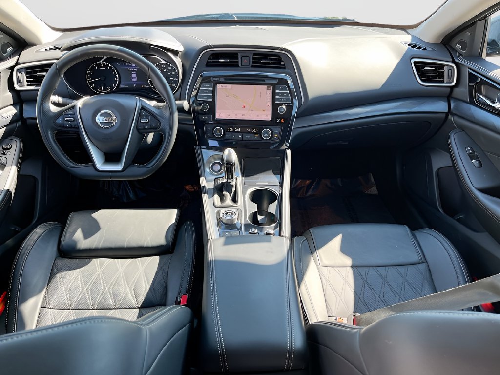 2023 Nissan Maxima photo 24 of 33