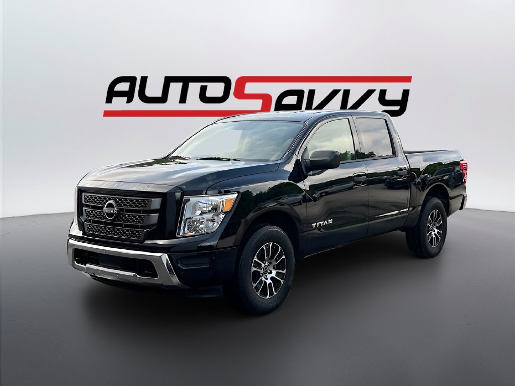 2024 Nissan Titan photo 3 of 29