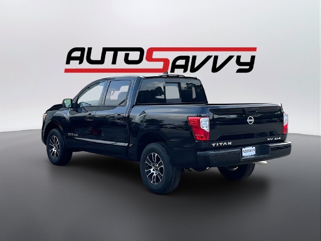 2024 Nissan Titan photo 5 of 29