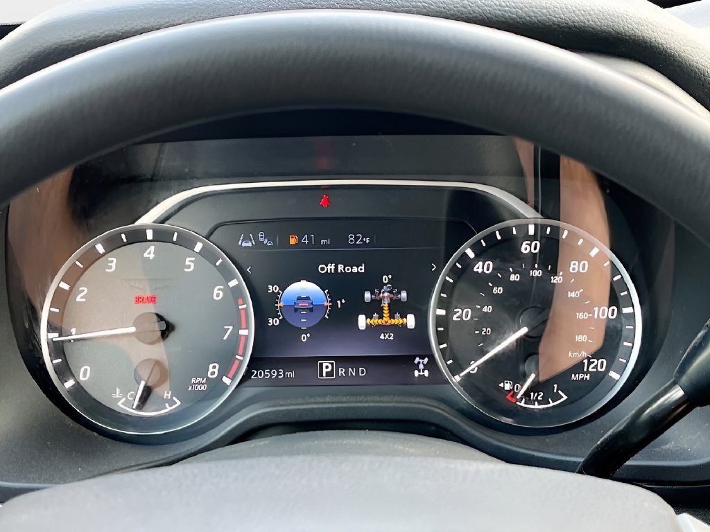 2024 Nissan Titan photo 12 of 29