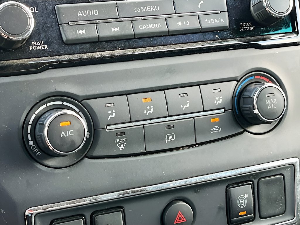 2024 Nissan Titan photo 15 of 29