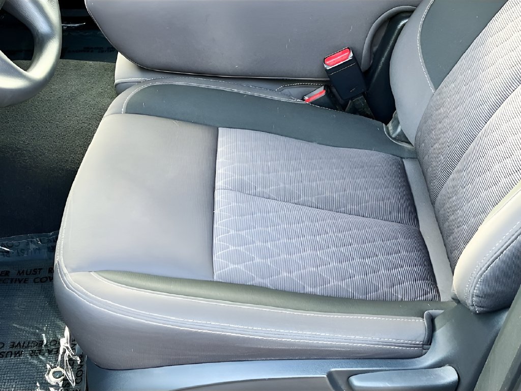2024 Nissan Titan photo 18 of 29