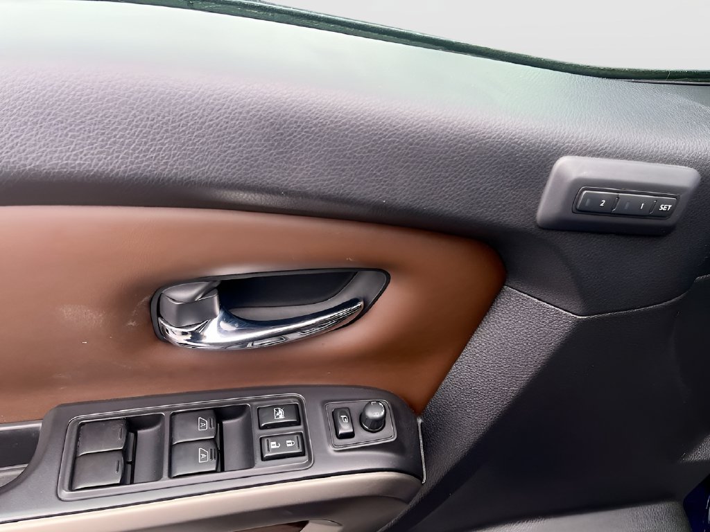 Used 2023 Deep Blue Pearl Nissan Platinum Reserve image 18