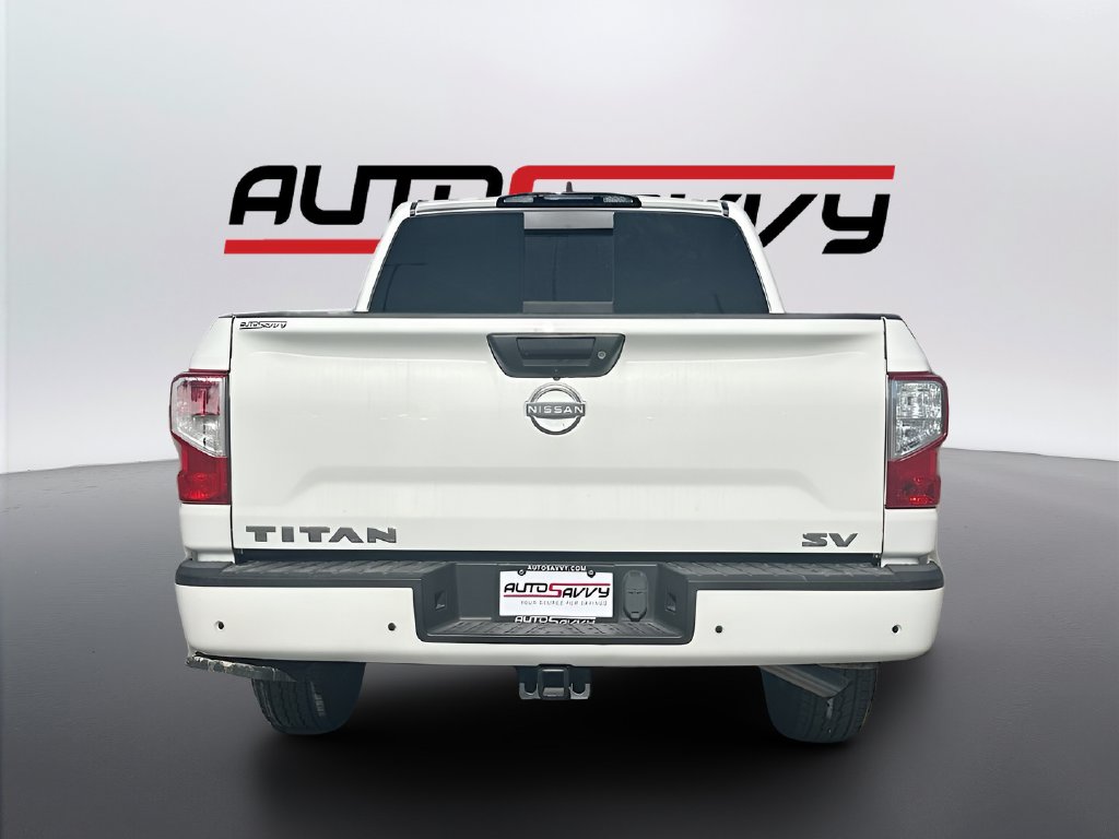 2024 Nissan Titan photo 6 of 31
