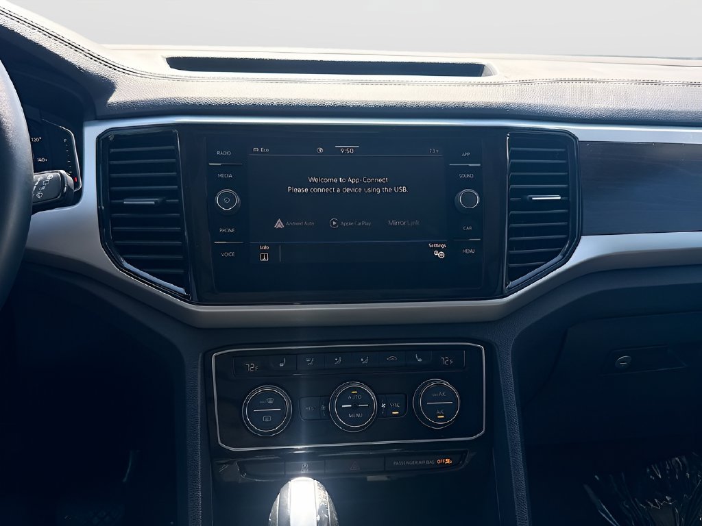 2023 Volkswagen Atlas photo 15 of 33