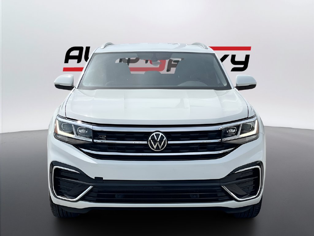 2021 Volkswagen Atlas Cross Sport photo 2 of 31