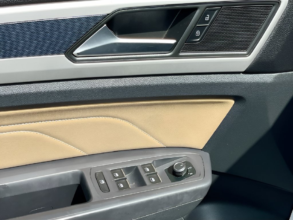 2021 Volkswagen Atlas Cross Sport photo 17 of 31