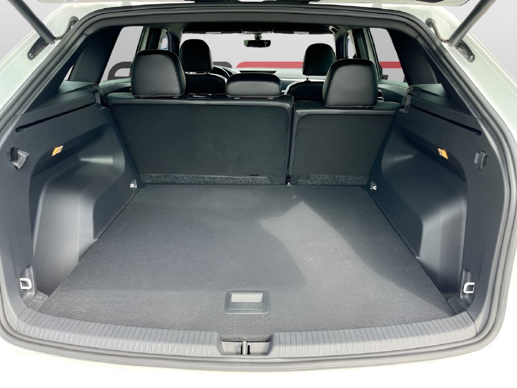 2021 Volkswagen Atlas Cross Sport photo 25 of 31