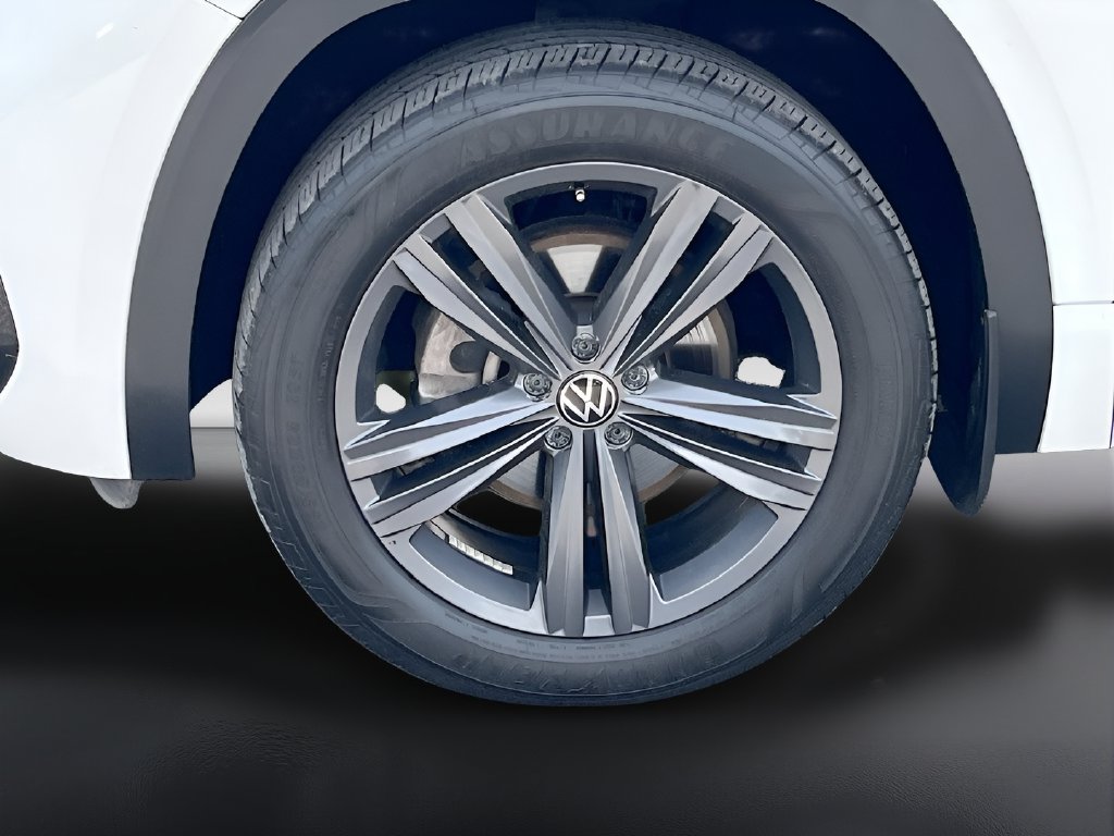 2021 Volkswagen Atlas Cross Sport photo 30 of 31