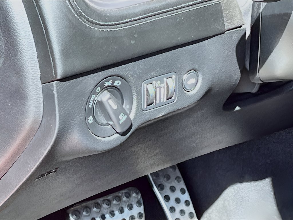 2023 Dodge Charger photo 10 of 34
