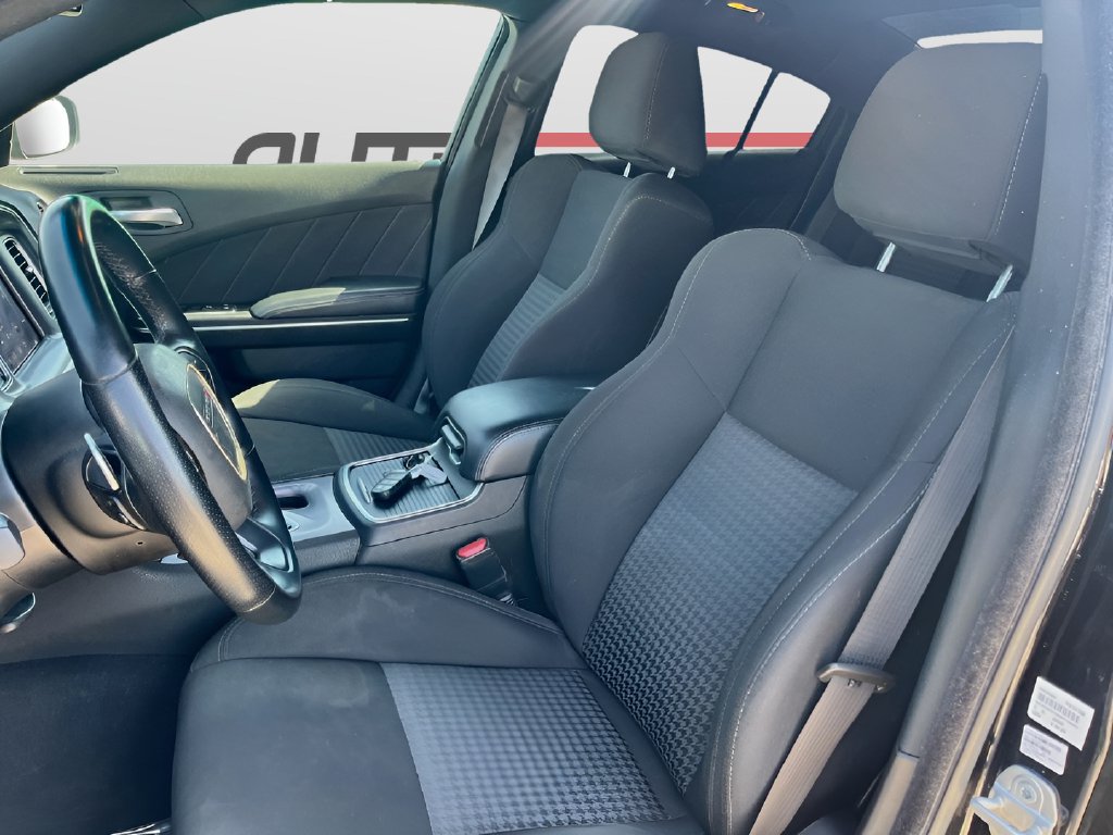 2022 Dodge Charger photo 20 of 31