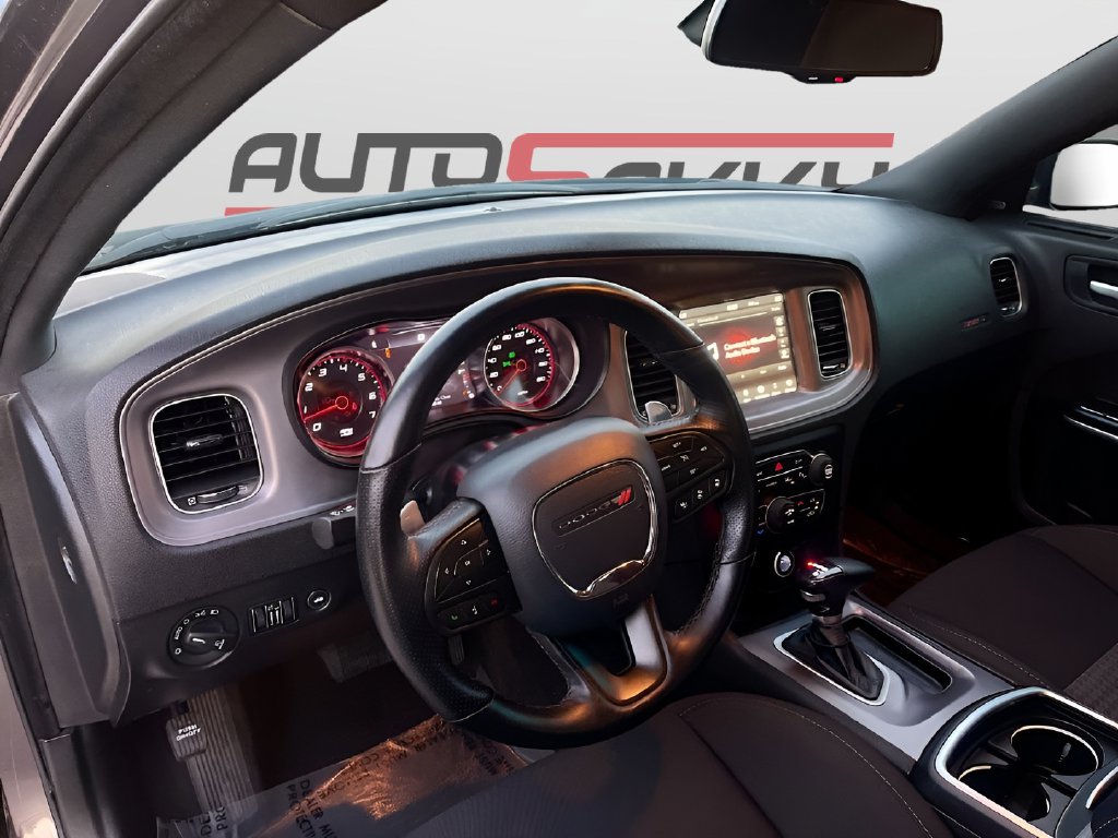 2023 Dodge Charger photo 9 of 31