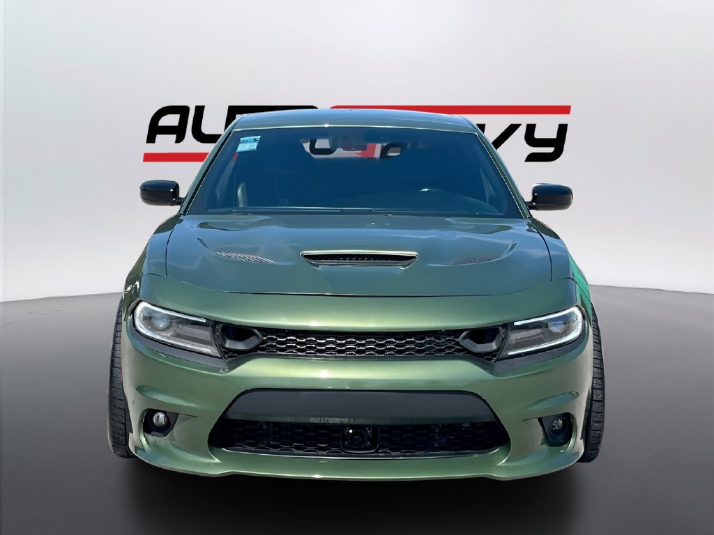 2021 Dodge Charger photo 2 of 33