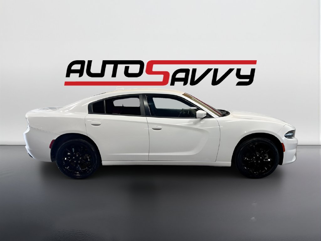 Used 2022 White Knuckle Clear Coat Dodge SXT image 8