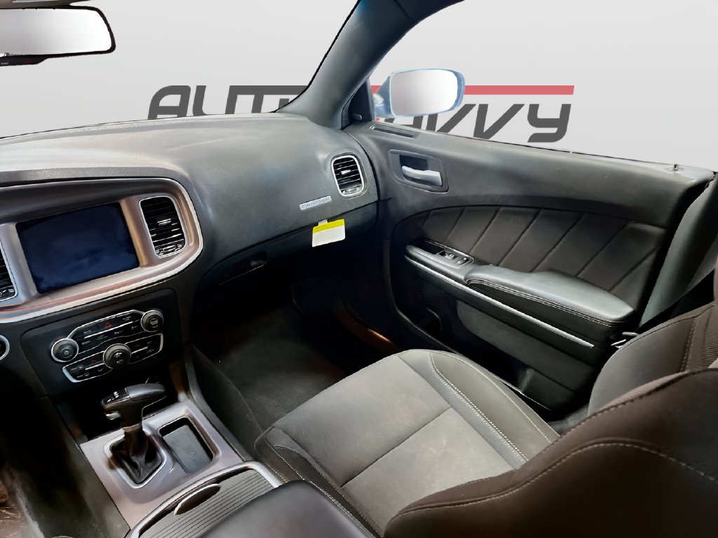 Used 2022 White Knuckle Clear Coat Dodge SXT image 22