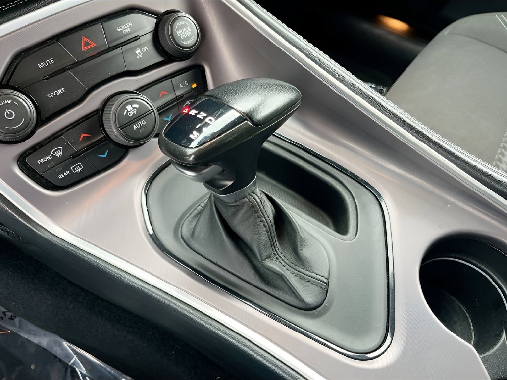 2022 Dodge Challenger photo 16 of 30