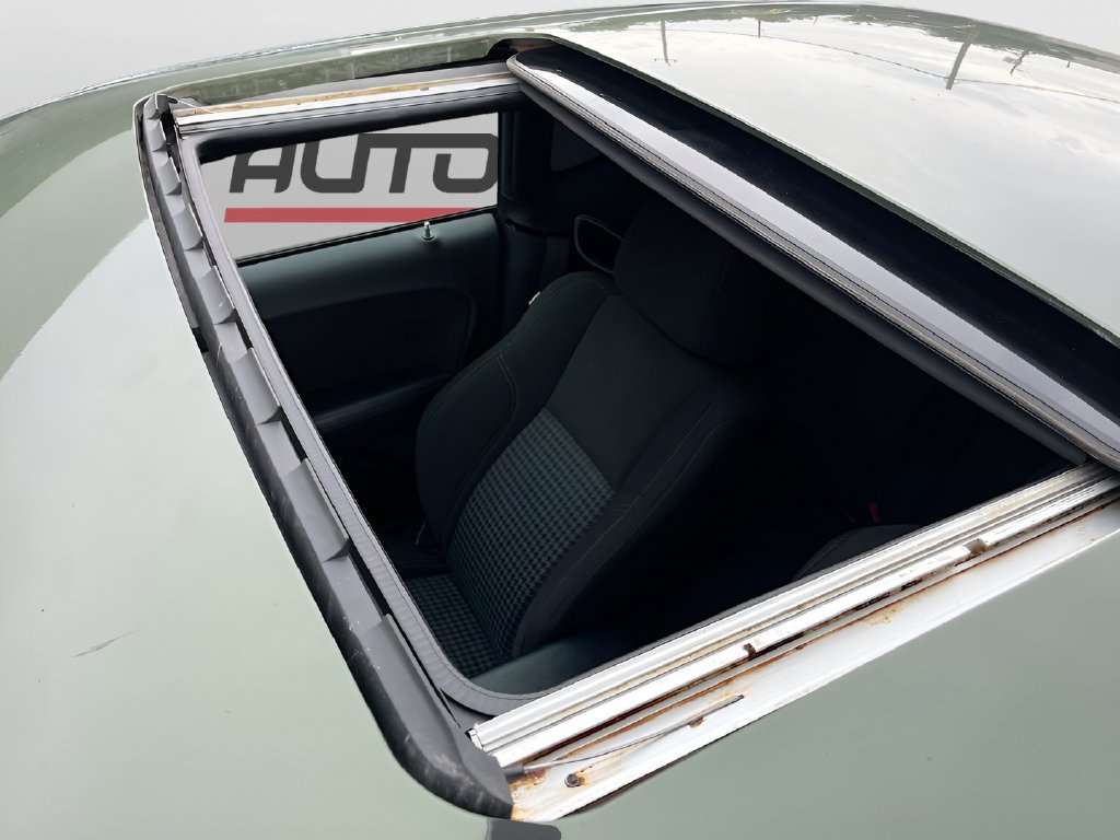 2022 Dodge Challenger photo 20 of 30