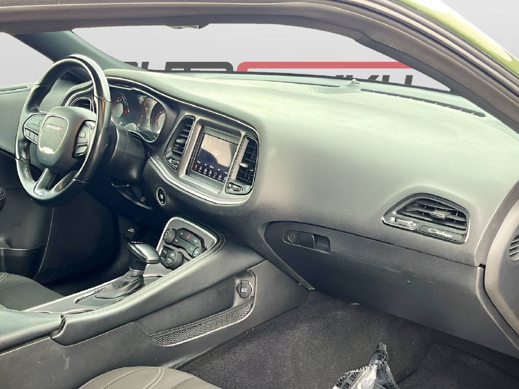 2022 Dodge Challenger photo 28 of 30
