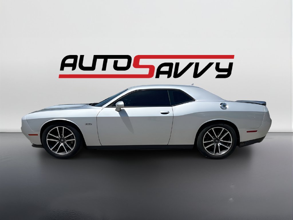 2023 Dodge Challenger photo 4 of 33