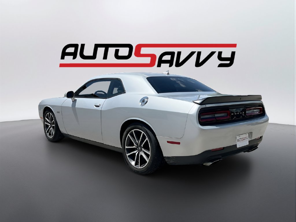 2023 Dodge Challenger photo 5 of 33