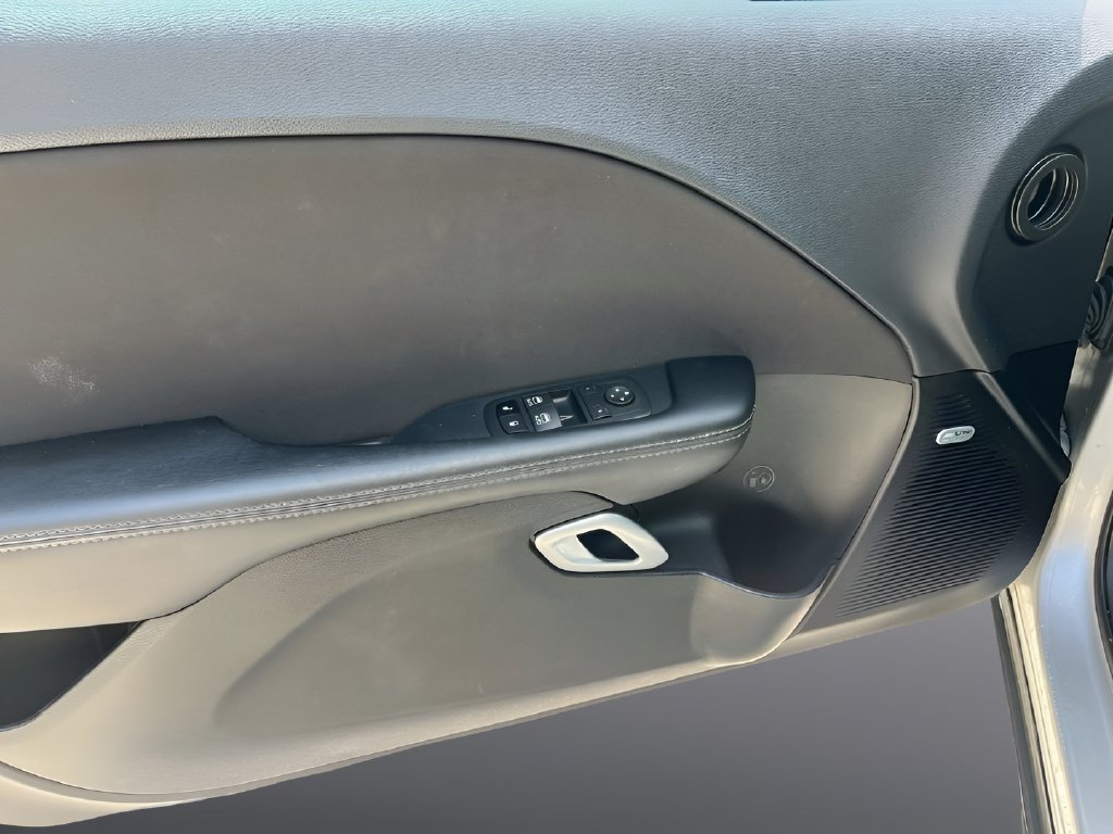 2023 Dodge Challenger photo 18 of 33