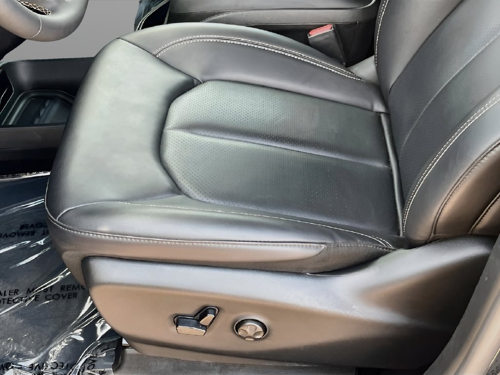 2026 Chrysler Pacifica photo 18 of 33