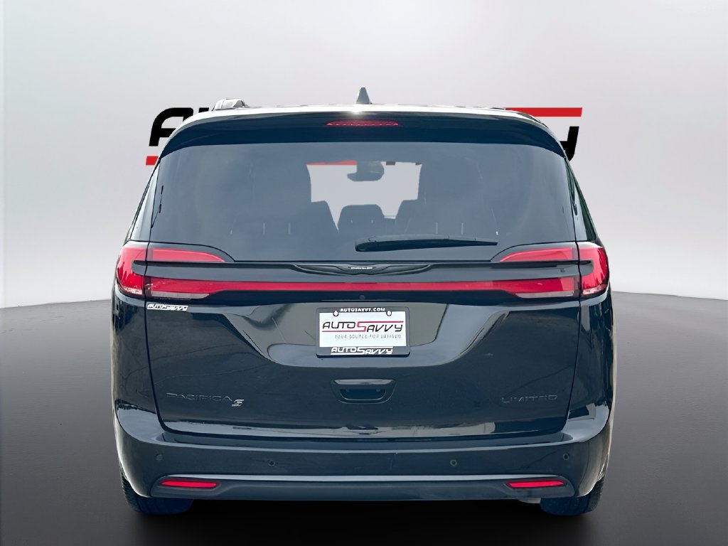 2025 Chrysler Pacifica photo 6 of 34