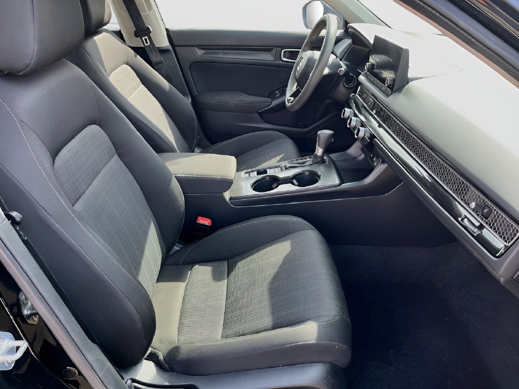 2025 Honda Civic photo 27 of 30