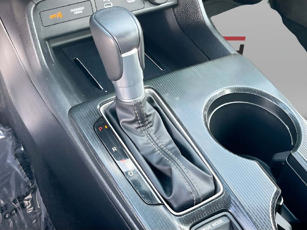 2025 Honda Civic Hybrid photo 17 of 33